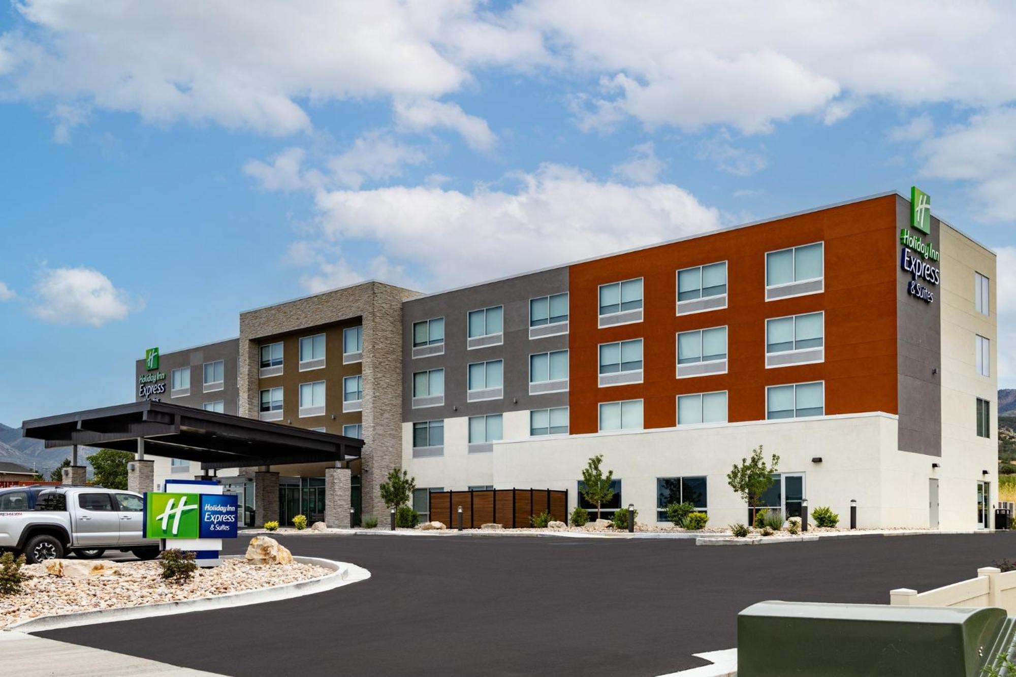 Holiday Inn Express & Suites - Nephi By Ihg Esterno foto